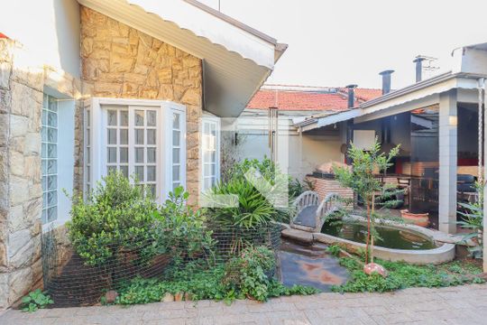 Quintal de casa para alugar com 3 quartos, 300m² em Vila Joana, Jundiaí