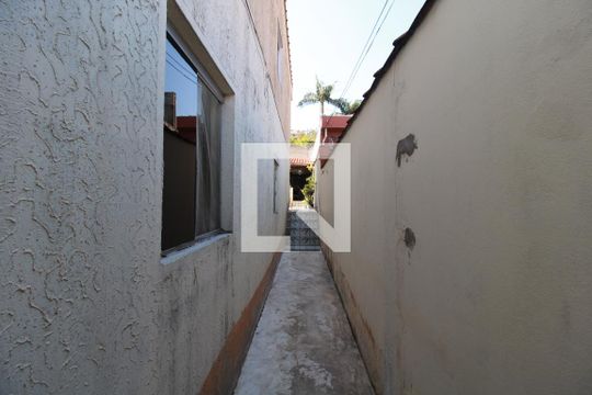 Quintal de casa à venda com 3 quartos, 215m² em Vila Guilhermina, São Paulo