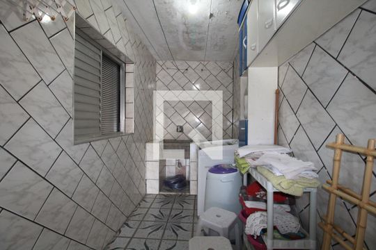 Área de Serviço de casa à venda com 3 quartos, 215m² em Vila Guilhermina, São Paulo