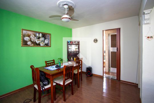 Sala de apartamento à venda com 2 quartos, 55m² em Barreto, Niterói