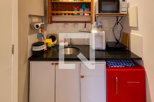 Detalhe da cozinha de casa de condomínio para alugar com 1 quarto, 40m² em Gávea, Rio de Janeiro