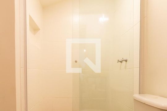 Detalhe do banheiro de casa de condomínio para alugar com 1 quarto, 40m² em Gávea, Rio de Janeiro