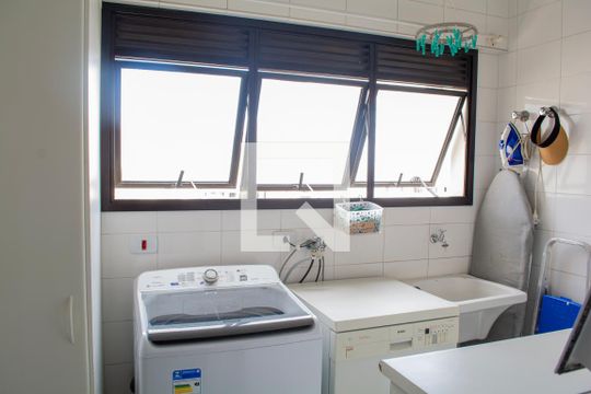 Área de Serviço de apartamento para alugar com 3 quartos, 130m² em Pompeia, São Paulo