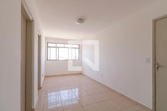 Sala de apartamento à venda com 2 quartos, 56m² em Vila Palmeiras, São Paulo