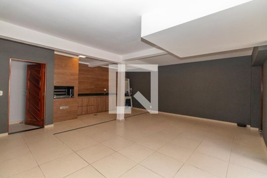 Garagem de casa à venda com 3 quartos, 187m² em Vila Buenos Aires, São Paulo