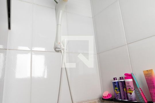 Banheiro social de casa à venda com 3 quartos, 187m² em Vila Buenos Aires, São Paulo
