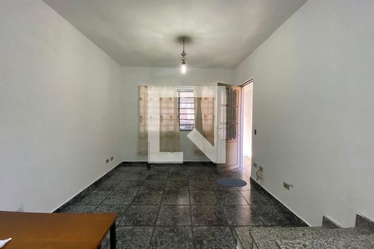 Casa à venda com 3 quartos, 120m² em Jardim Cotinha, São Paulo