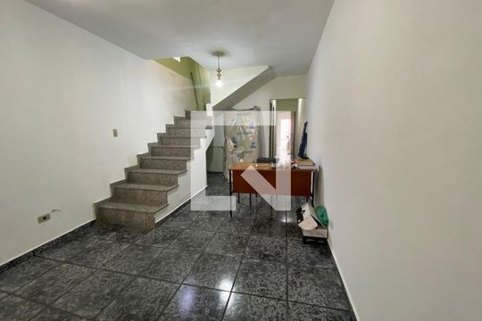 Sala de casa à venda com 3 quartos, 120m² em Jardim Cotinha, São Paulo