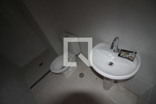 Banheiro de apartamento para alugar com 1 quarto, 38m² em Belenzinho, São Paulo