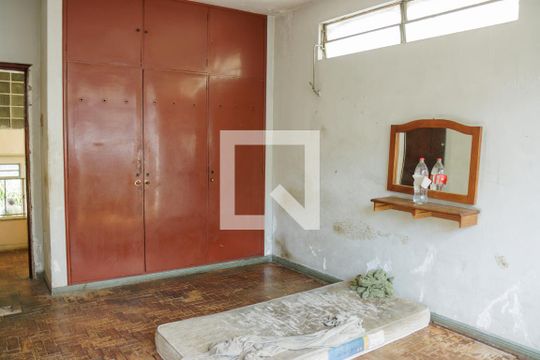 Casa à venda com 4 quartos, 300m² em Icaraí, Niterói