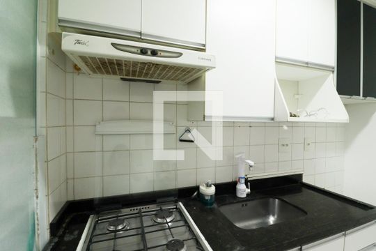 Cozinha de apartamento para alugar com 2 quartos, 49m² em Imirim, São Paulo