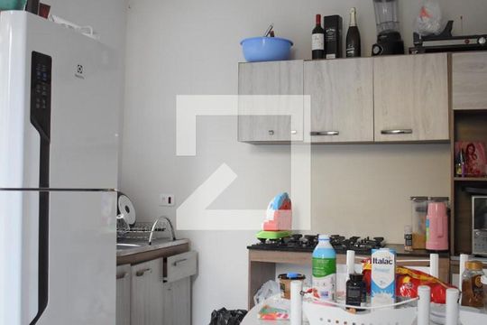 Cozinha de casa de condomínio para alugar com 3 quartos, 100m² em Cidade Industrial, Curitiba