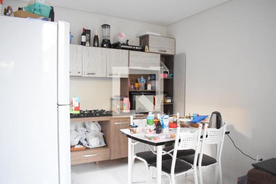 Cozinha de casa de condomínio para alugar com 3 quartos, 100m² em Cidade Industrial, Curitiba