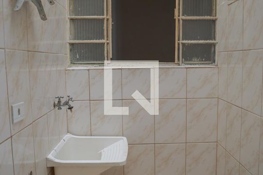 Área de Serviço de casa para alugar com 2 quartos, 42m² em Vila Prudente, São Paulo