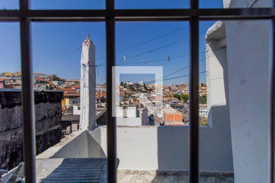 Vista Cozinha  de casa para alugar com 2 quartos, 60m² em Jardim de Lorenzo, São Paulo