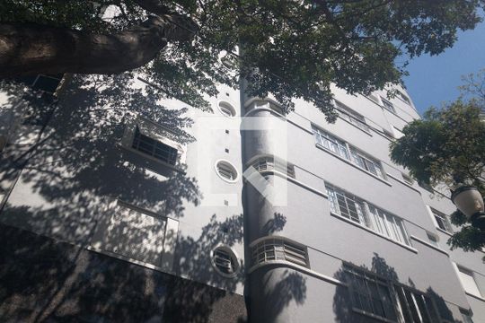 Fachada do Prédio de kitnet/studio para alugar com 1 quarto, 36m² em Santa Efigênia, São Paulo