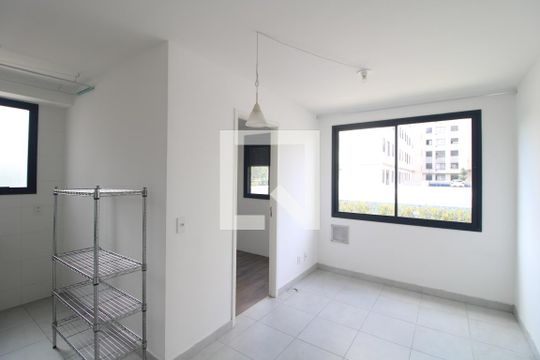 Apartamento para alugar com 2 quartos, 34m² em Jurubatuba, São Paulo