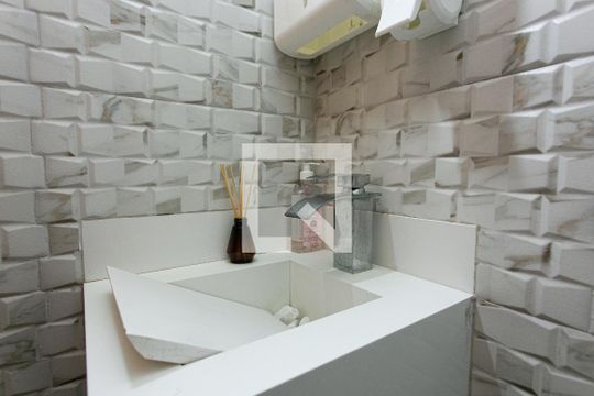 Lavabo de casa à venda com 4 quartos, 170m² em Vila Beatriz, São Paulo