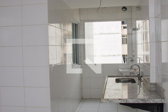 Cozinha de apartamento à venda com 4 quartos, 94m² em Cachambi, Rio de Janeiro