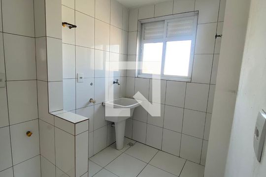 Lavanderia de apartamento para alugar com 2 quartos, 55m² em Vila São Rafael, Guarulhos