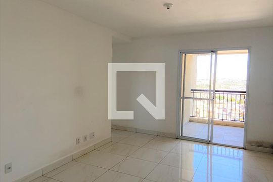 Sala de apartamento para alugar com 2 quartos, 55m² em Vila São Rafael, Guarulhos