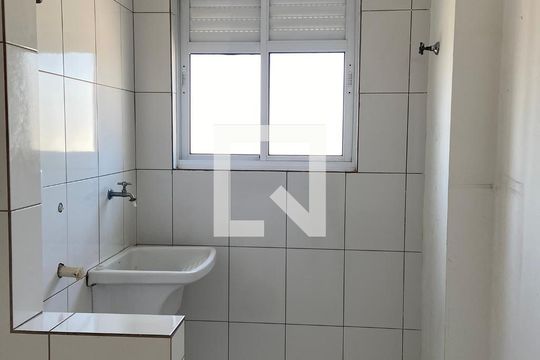 Lavanderia de apartamento para alugar com 2 quartos, 55m² em Vila São Rafael, Guarulhos