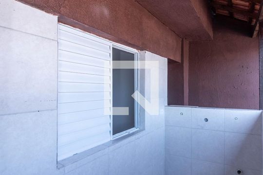 Lavandeira de apartamento para alugar com 2 quartos, 65m² em Centro, Ribeirão Pires