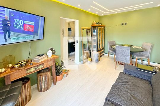 Sala de TV de apartamento para alugar com 2 quartos, 72m² em Ingleses do Rio Vermelho, Florianópolis