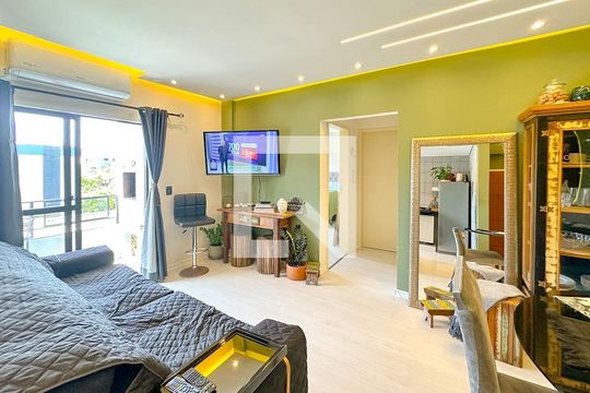 Sala de TV de apartamento para alugar com 2 quartos, 72m² em Ingleses do Rio Vermelho, Florianópolis