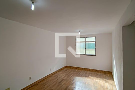 Sala de apartamento à venda com 1 quarto, 30m² em Taquara, Rio de Janeiro
