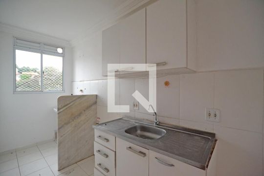 Cozinha de apartamento para alugar com 2 quartos, 55m² em Teresópolis, Porto Alegre