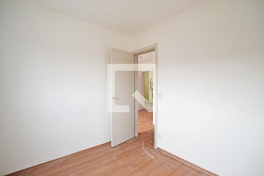 Quarto 1 de apartamento à venda com 2 quartos, 55m² em Teresópolis, Porto Alegre
