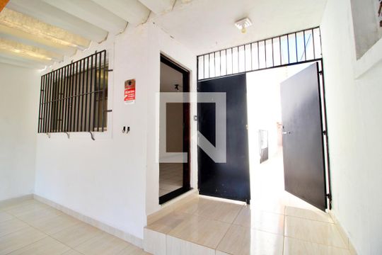 Garagem de casa à venda com 3 quartos, 147m² em Santa Maria, Santo André