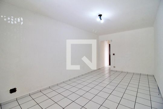 Sala de casa à venda com 3 quartos, 147m² em Santa Maria, Santo André
