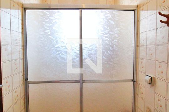 Banheiro da Suíte de casa à venda com 3 quartos, 147m² em Santa Maria, Santo André