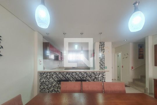 Cozinha de casa para alugar com 4 quartos, 219m² em Jardim Tres Marias, Guarujá