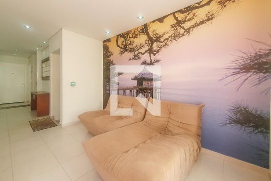 Sala de casa para alugar com 4 quartos, 219m² em Jardim Tres Marias, Guarujá