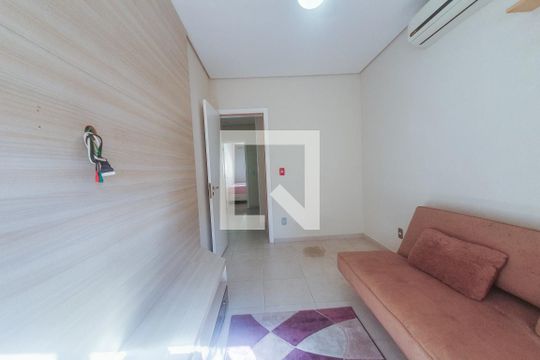 Quarto 1 de casa para alugar com 4 quartos, 219m² em Jardim Tres Marias, Guarujá
