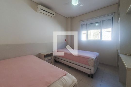 Quarto 2 de casa para alugar com 4 quartos, 219m² em Jardim Tres Marias, Guarujá
