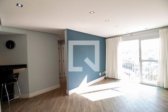 Apartamento para alugar com 2 quartos, 70m² em Jardim Aeroporto, São Paulo