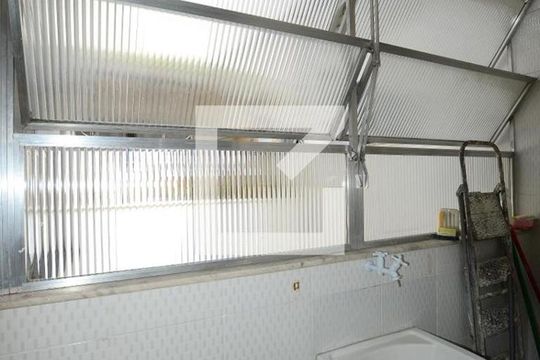 Área de Serviço de apartamento para alugar com 2 quartos, 65m² em Vila Valqueire, Rio de Janeiro
