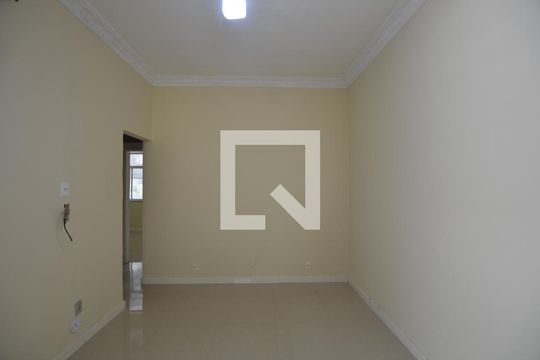 Apartamento para alugar com 2 quartos, 65m² em Vila Valqueire, Rio de Janeiro