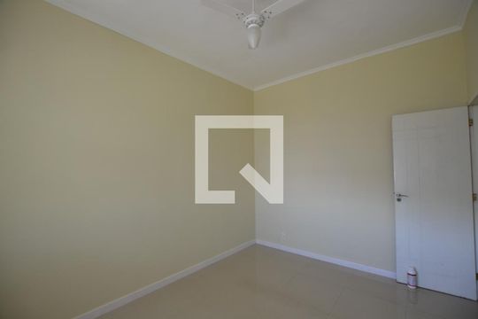 Quarto 2 de apartamento para alugar com 2 quartos, 65m² em Vila Valqueire, Rio de Janeiro