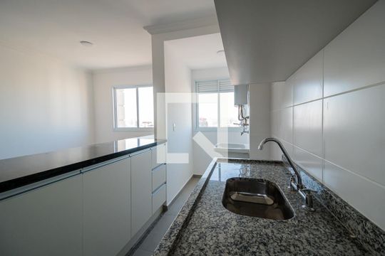 Cozinha e Área de Serviço de apartamento para alugar com 2 quartos, 47m² em Centro, Santo André