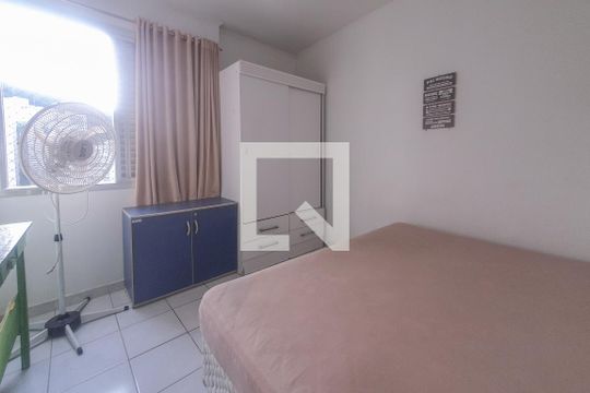 Quarto de apartamento para alugar com 2 quartos, 55m² em Centro, Guarujá
