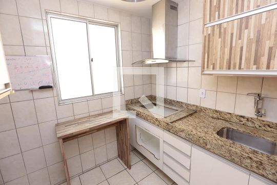 Cozinha de apartamento para alugar com 3 quartos, 100m² em Novo Eldorado, Contagem