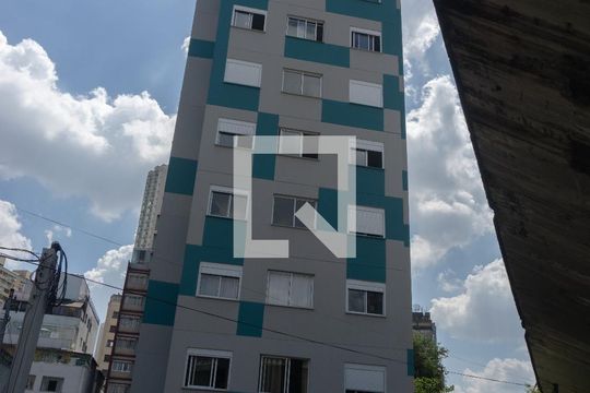 Fachada de apartamento para alugar com 1 quarto, 25m² em Bela Vista, São Paulo