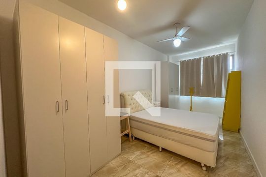 Quarto de apartamento para alugar com 1 quarto, 82m² em Laranjeiras, Rio de Janeiro