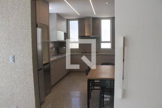 Cozinha de casa à venda com 4 quartos, 360m² em Residencial Sul, Nova Lima