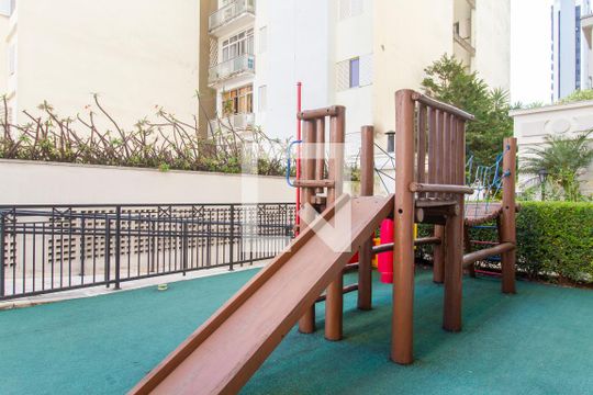 Área comum - Playground de apartamento para alugar com 2 quartos, 70m² em Pinheiros, São Paulo